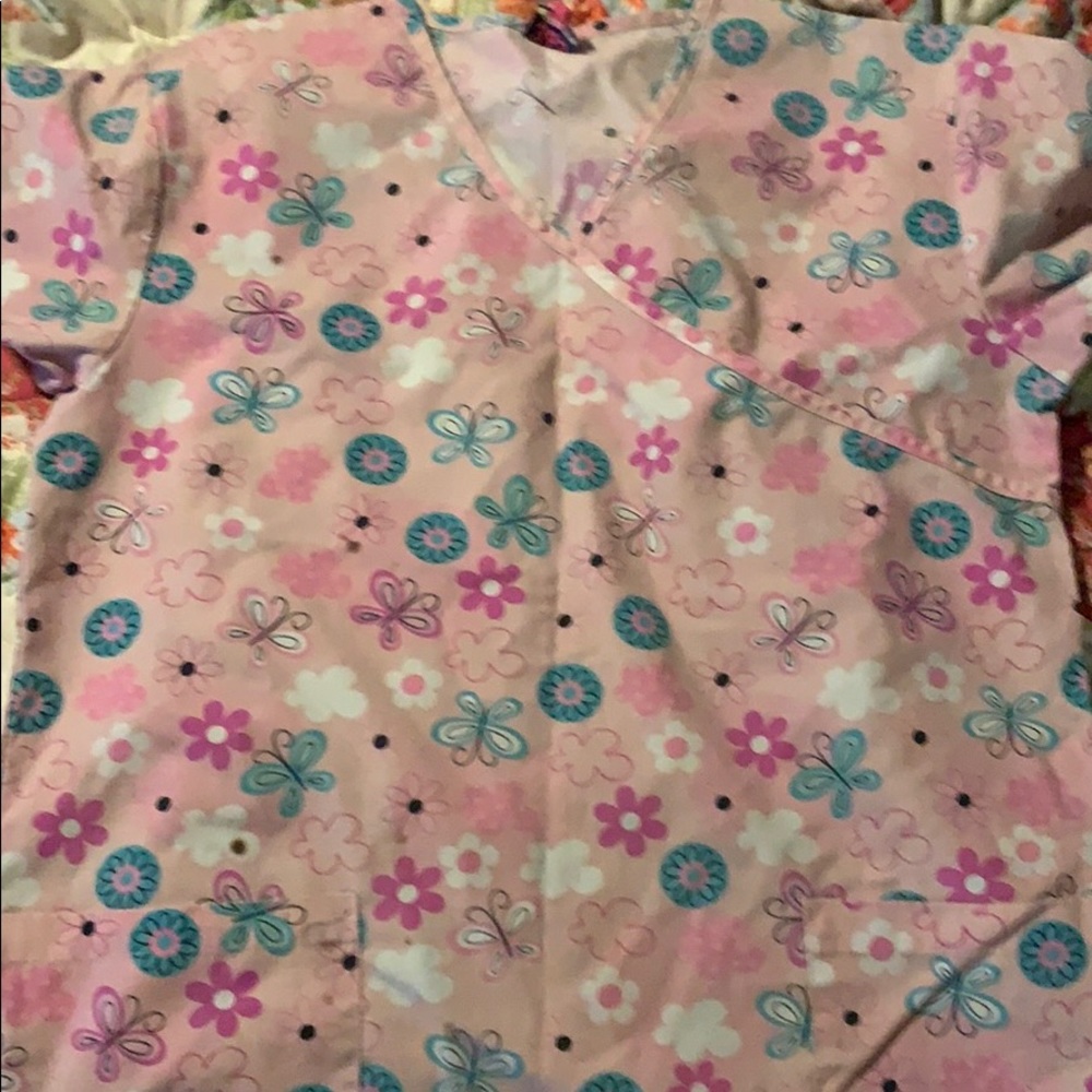 Scrub tops - Picture 3 of 4